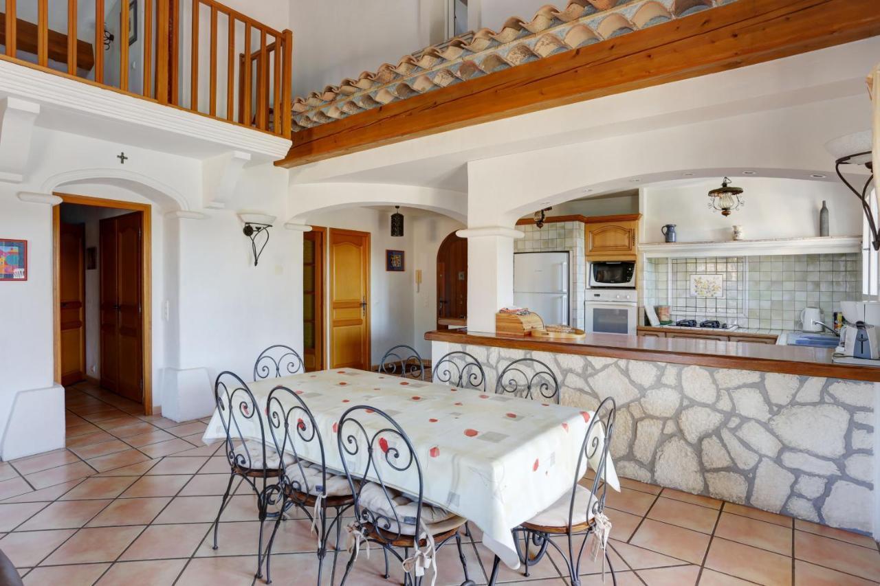 Villa De Charme, 8 Pers, Climatisee, Piscine Chauffee, Calme Garanti Roquebrune-sur-Argens Exterior photo